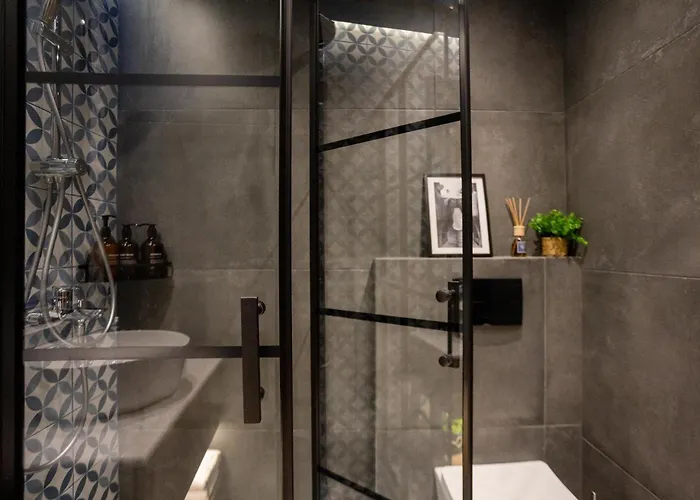 Valaoritou 3 Luxury סלוניקי