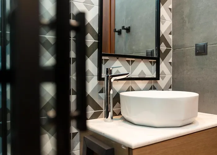 Valaoritou 3 Luxury * סלוניקי