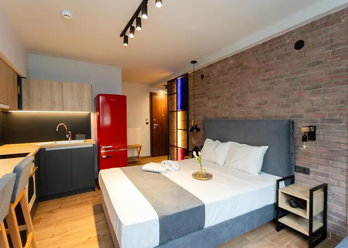 Valaoritou 3 Luxury