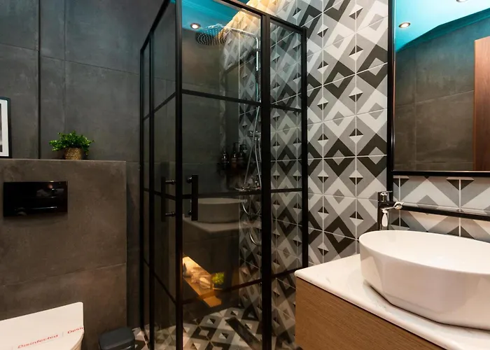 Valaoritou 3 Luxury * Tesalónica