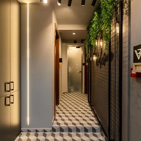 Valaoritou 3 Luxury Apartment