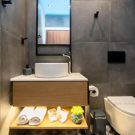 Valaoritou 3 Luxury Appartamento *