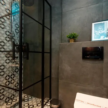 Apartment Valaoritou 3 Luxury