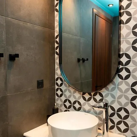 Valaoritou 3 Luxury Selanik