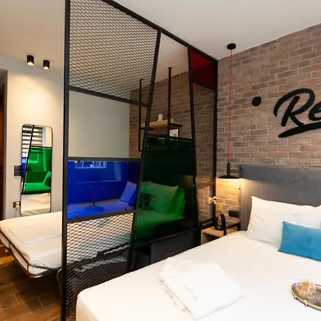 Valaoritou 3 Luxury Daire *