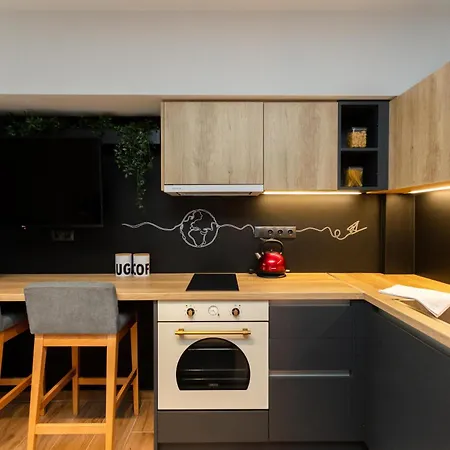 Valaoritou 3 Luxury Daire *